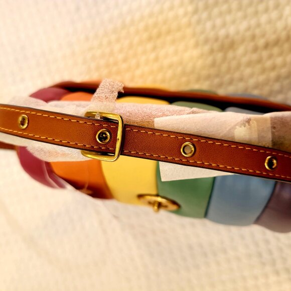 Coach Turnlock Clutch - Picture 9 of 16